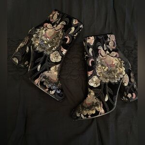 Aldo printed booties size 8.5